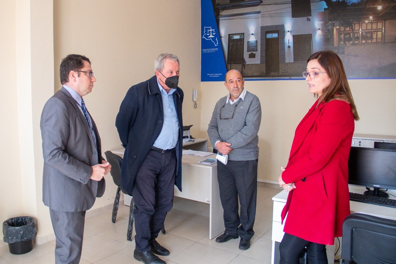 Abrió sus puertas el Consultorio Jurídico Gratuito del Colegio de