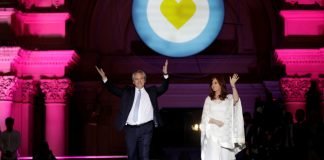 El Presidente habló de unidad peronista y apuntó contra los “operadores” judiciales