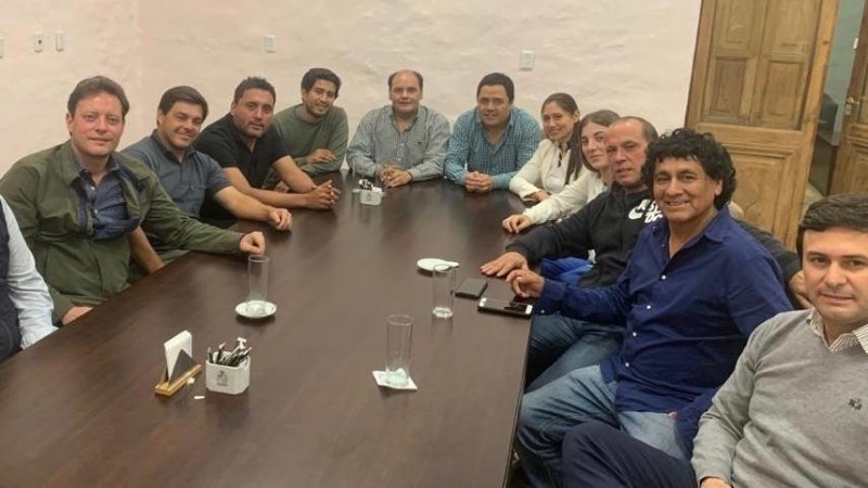 Beto Natella, Gustavo saadi, Mauricio Varela, Francisco Sosa, Daniel Zelaya, Ivana Ibañez, Gustavo Aguirre Beto Natella, Gustavo saadi, Mauricio Varela, Francisco Sosa, Daniel Zelaya, Ivana Ibañez, Gustavo Aguirre