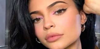 Sin peluca ni extensiones: Kylie Jenner mostró su pelo natural al salir de la ducha