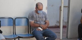 El sujeto detenido por apuñalar a su ex la acusó de la agresión