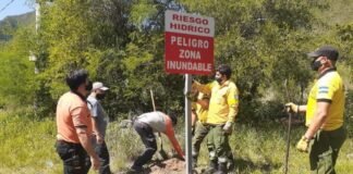 Defensa Civil colocó cartelería preventiva en Ruta Nº 4 tras los allanamientos
