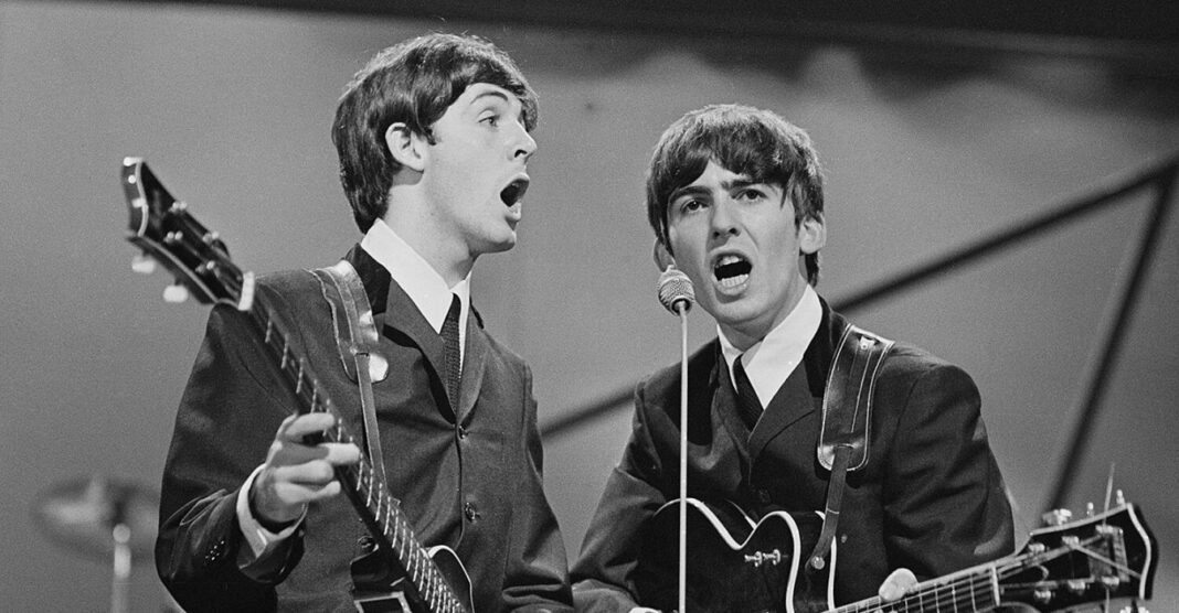 Paul McCartney confesó que habla con George Harrison a través de un árbol