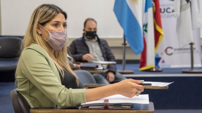 Andrea Centurion, Ministra Andrea Centurion Andrea Centurion, Ministra Andrea Centurion