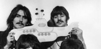¿El famoso “gesto de los cuernos” del rock se originó con Los Beatles?