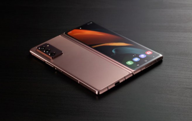 Más móviles plegables y el debut de los enrollables, la doble tendencia que viene