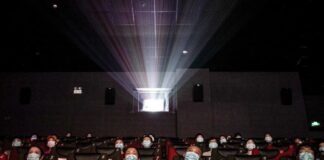 Extendieron la Etapa Amarilla y se habilitan las salas de cine