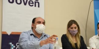 Relanzaron las becas Progresar en el Punto Joven Gustavo Saadi, Andrea Centurion