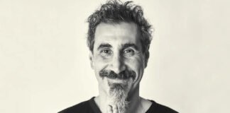 Serj Tankian, líder y vocalista de System of a Down, lanzó su nuevo proyecto solista