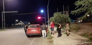 Circulaban fuera del horario permitido y con drogas