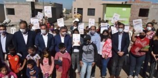 Jalil entregó 36 casas en el loteo Parque Sur
