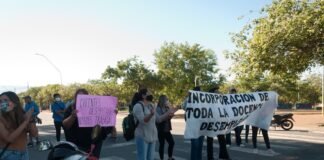 Docentes desempleados se manifestarán brindando clases de apoyo gratuitas