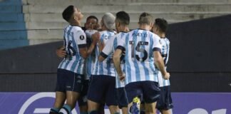 Ganó a lo Racing: con uno menos y mucho sufrimiento, venció a Sporting Cristal