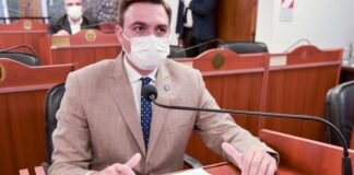 Tres casos positivos en el Senado, Barot, Martinez y Seco