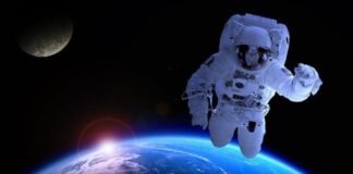 Los astronautas de la Crew-1 regresan a casa tras estar más de cinco meses en la Estación Espacial Internacional