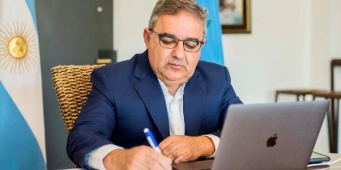 El Gobernador extendió el horario de circulación y hay nuevo horario para comercios y gastronómicos