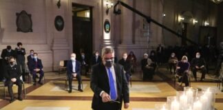 Jalil participó del acto homenaje a los fallecidos por la pandemia del coronavirus