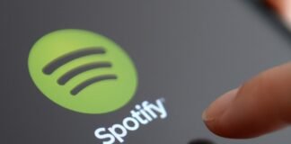 Lanzan playlist con las canciones que tienen más de un billón de plays en Spotify