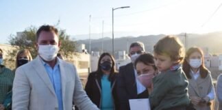 Jalil, Corpacci y Saenz entregaron 100 viviendas en el norte capitalino Fidel Saenz, Raul Jalil