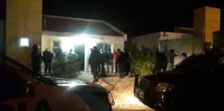 Desarticulan tres fiestas privadas y multan a medio centenar de personas