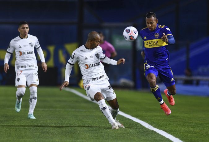Boca no pasó del empate con Atlético Mineiro y deberá ir a clasificar a Brasil