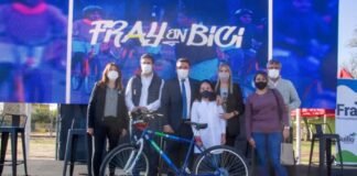 Entregaron 200 bicicletas a alumnos de 5to año en Fray Mamerto Esquiú Gustavo Aguirre, Andrea Centurion, Guillermo Andrada, Guillermo Joao Andrada
