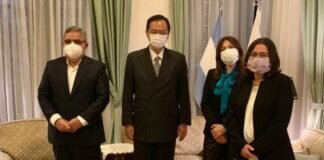 El Gobernador y legisladoras fueron recibidos por el embajador japonés
