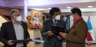 El Senado inauguró la muestra del artista Raúl Guzmán
