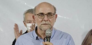 Fama deja la UNCA y la asamblea elige a su sucesor
