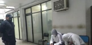 Indagaron a los tres detenidos por el sangriento ataque en el barrio Las Vías y guardaron silencio