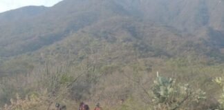 Rescatan a una mujer en el cerro El Gracián