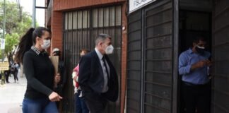 Policía que hizo desnudar y golpeó a una embarazada en una comisaría va a juicio