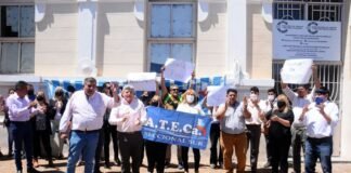 Gremio se manifesto en reconocimiento medico contra Analía Leiva