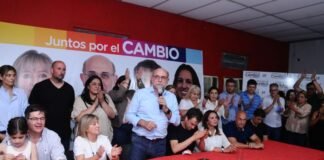 El domingo antes de dejar la UNCA, Flavio Fama firmó 152 pases a planta y recategorizaciones Flavio Fama