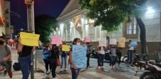Alumnos piden docente para cursar la última materia y recibirse