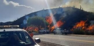 El incendio en La Cébila va consumiendo 3 mil hectáreas del lado riojano