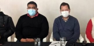 Walter Arévalo no da un paso al costado Walter Arevalo, Hugo Avila