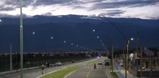 Se inauguró el nuevo sistema de iluminación en la Avenida Bicentenario