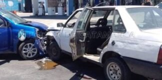 Violento choque frontal entre automóviles: un herido