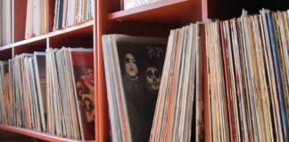 La venta de vinilos registró una nueva marca histórica en Estados Unidos