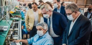 Fernandez firmo importantes convenios para obra por 60 millones Raul Jalil, Alberto Fernandez