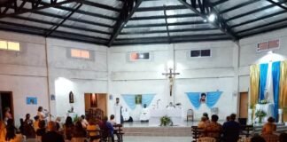 Celebran los 20 años de la primera Misa en la comunidad María Reina de la Paz