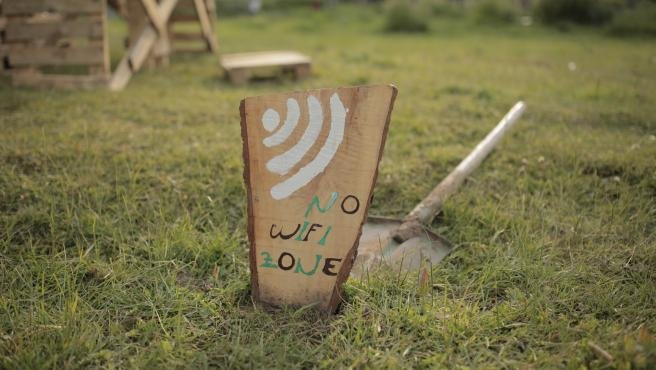 El privilegio de estar conectados: en Sudáfrica venden la contraseña del WiFi de la escuela a cambio de dinero para el almuerzo