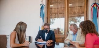 Gobierno convoca a paritarias