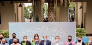 Gustavo Saadi entregó más créditos a beneficiarios del «Catamarca Hogar»