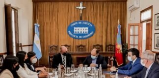 Gustavo Saadi firmó importantes acuerdos con la Corte de Justicia