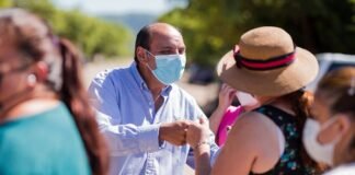 Gustavo visitó las obras de pavimentación en el sector Norte