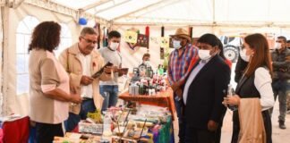 Jalil inauguró un SUM y visitó la Feria de la Puna en Antofagasta de la Sierra