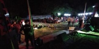 Una torre de iluminación cayó en un boliche y dejó seis heridos