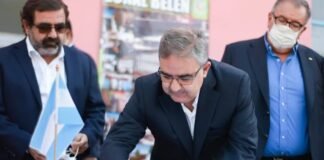 El oficialismo ratificó que está en contra de las reelecciones indefinidas